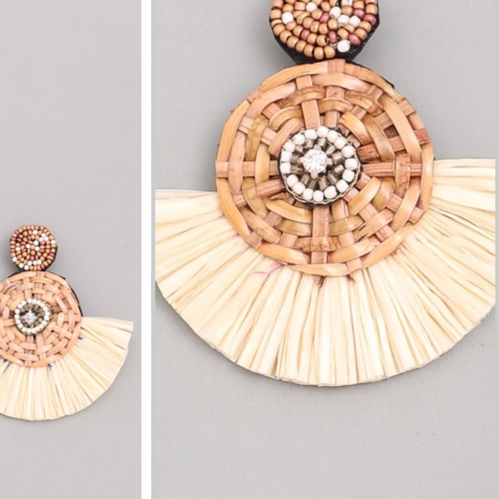 Kyla raffia disc earrings /ivory - Picture 2 of 3